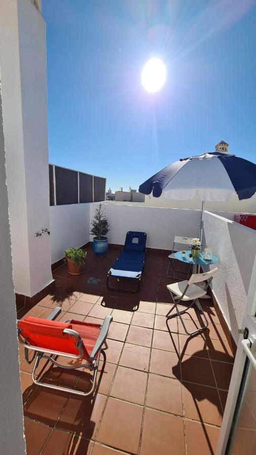 Апартаменты Penthouse With Solarium In The Center Of Malaga-Atico Con Solarium En El Centro De Малага Экстерьер фото